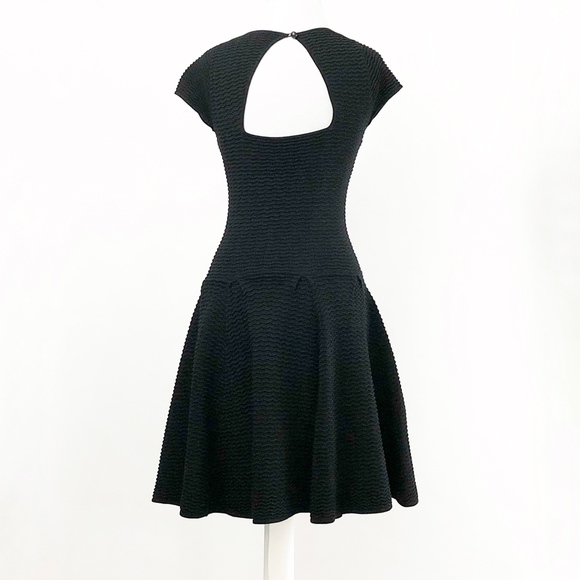 ✨sold✨ marciano • wave texture knit back keyhole knit fit flare sweater dress - Picture 3 of 8